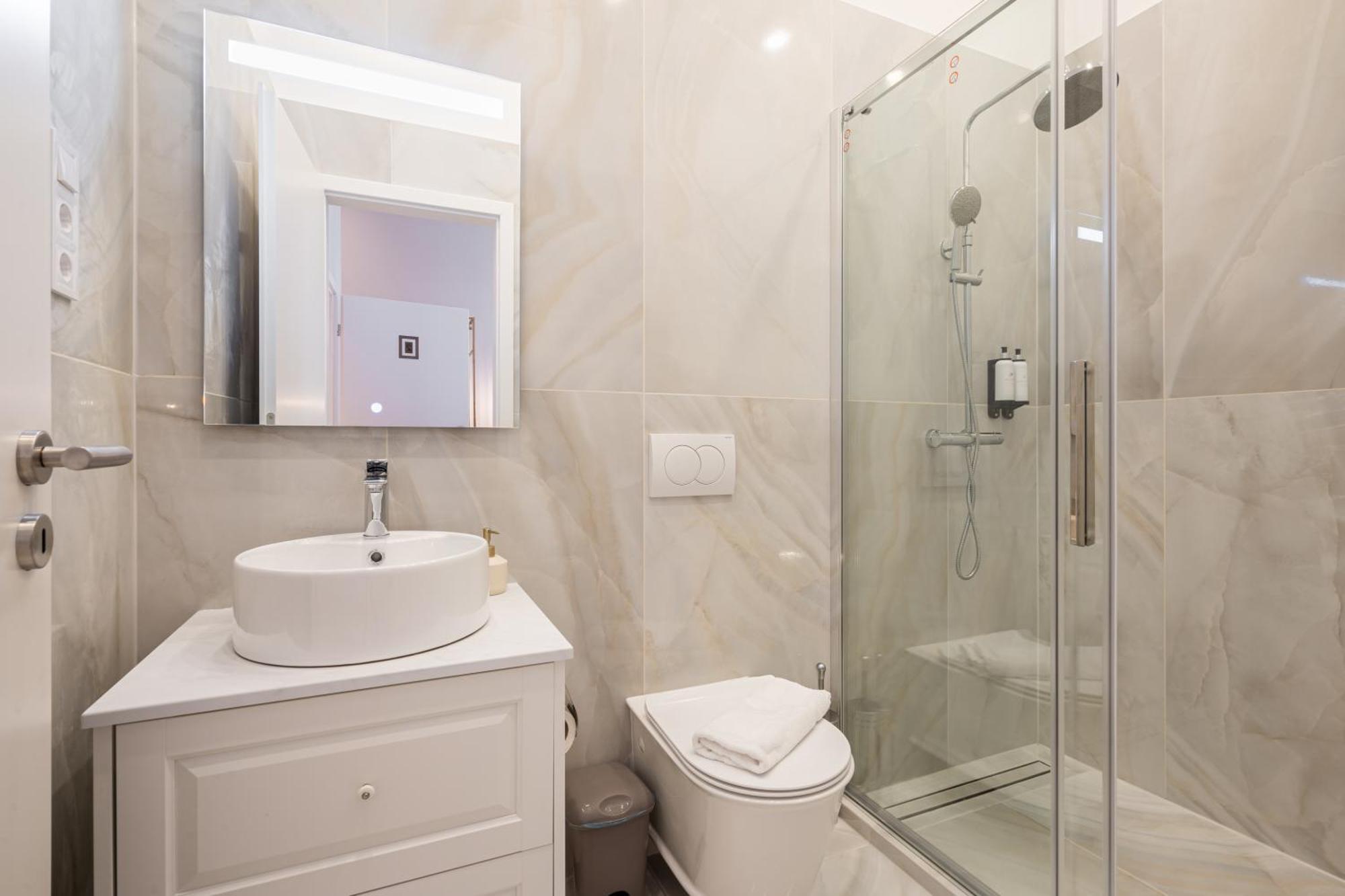 W30 - Wesselenyi Charming Apartment - Best Location By Bqa بودابست المظهر الخارجي الصورة
